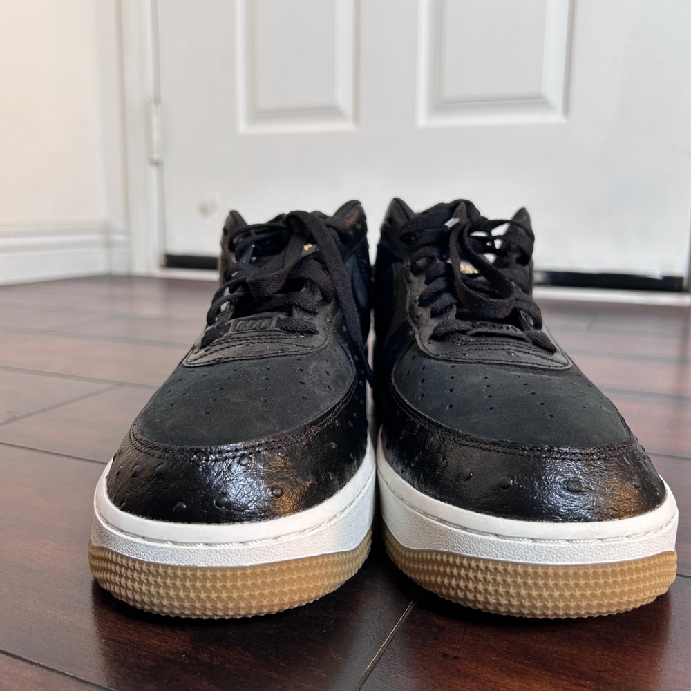 Nike Air Force 1 Low 07 Mens 14.5 Black Ostrich Gum DZ2708-002 NWOB - Picture 3 of 8